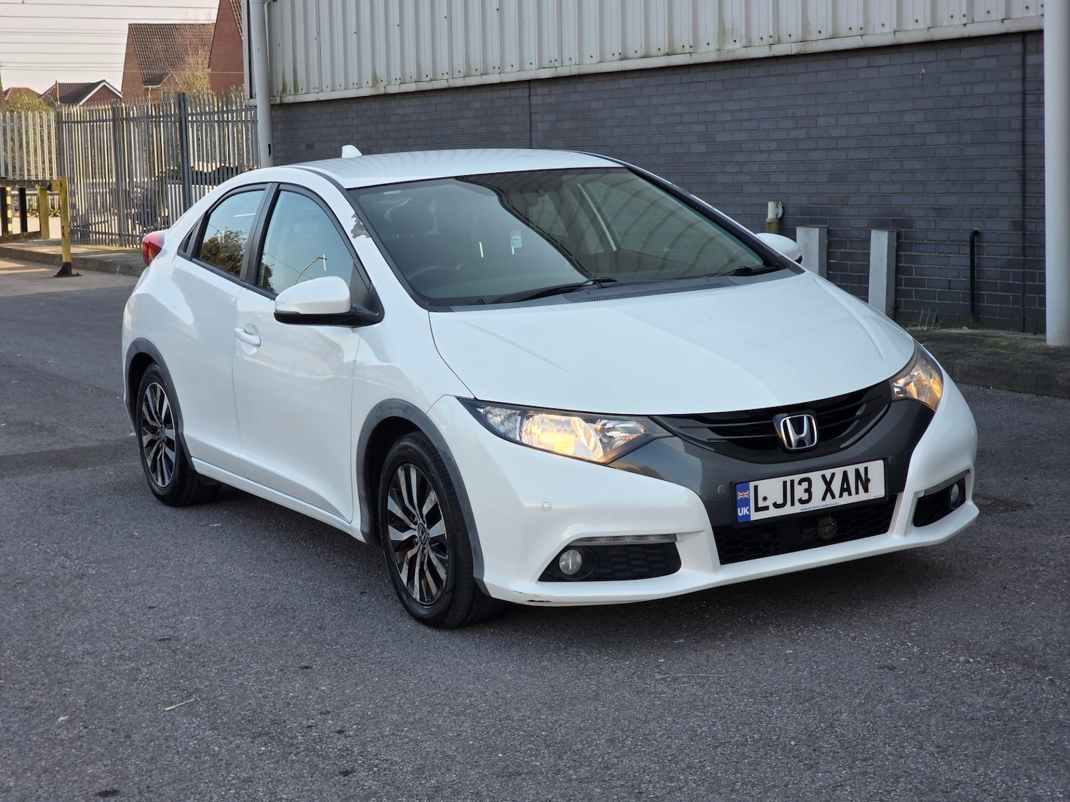 Used Honda Civic 2013 for sale - 77749370: Photo 2