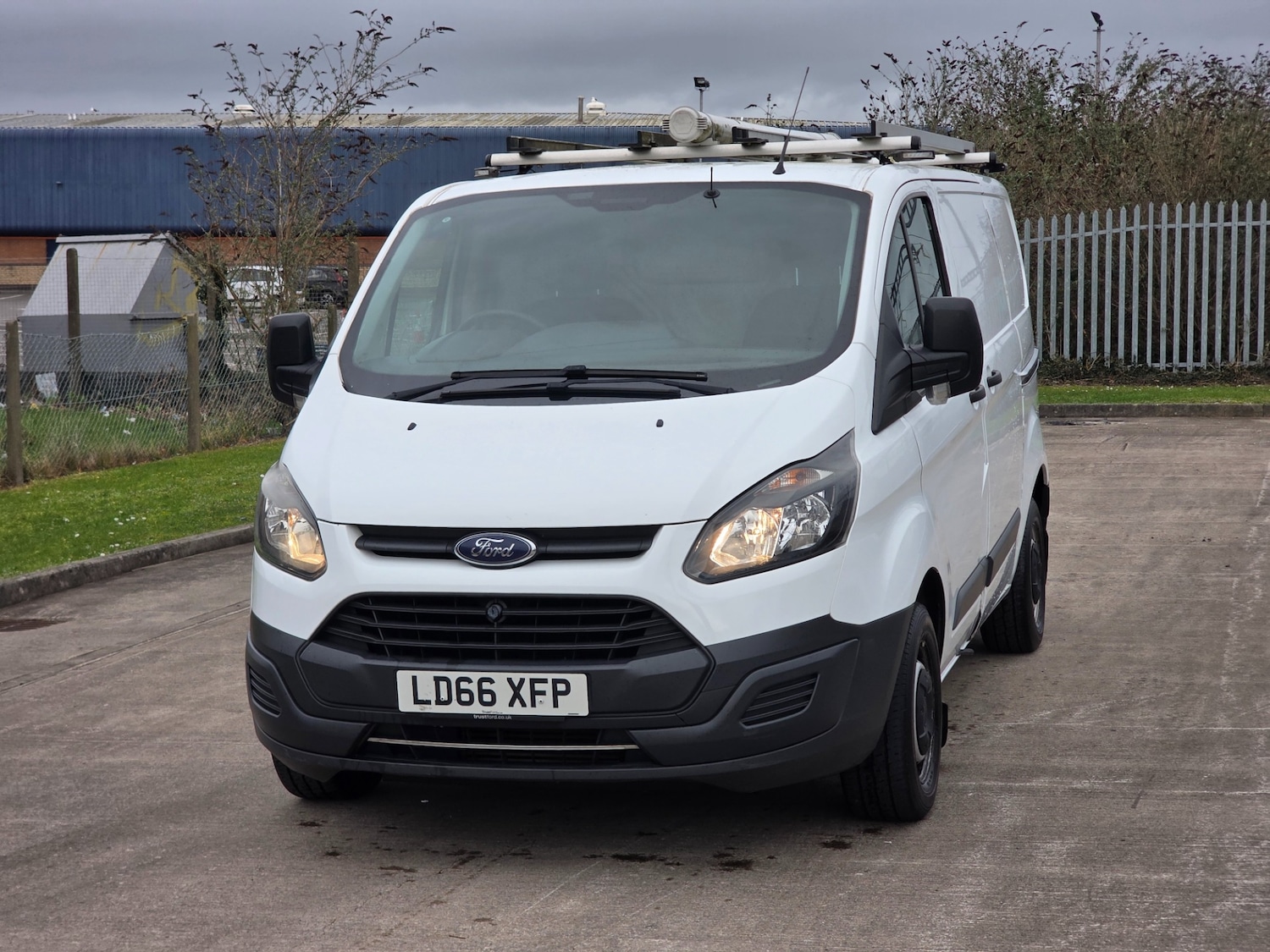 Used Ford Transit Custom 2016 for sale - 77643889: Photo 5