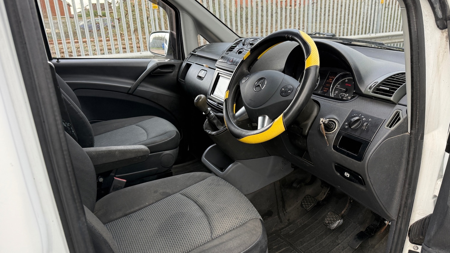 Used Mercedes-Benz Vito 2011 for sale - 77324749: Photo 8