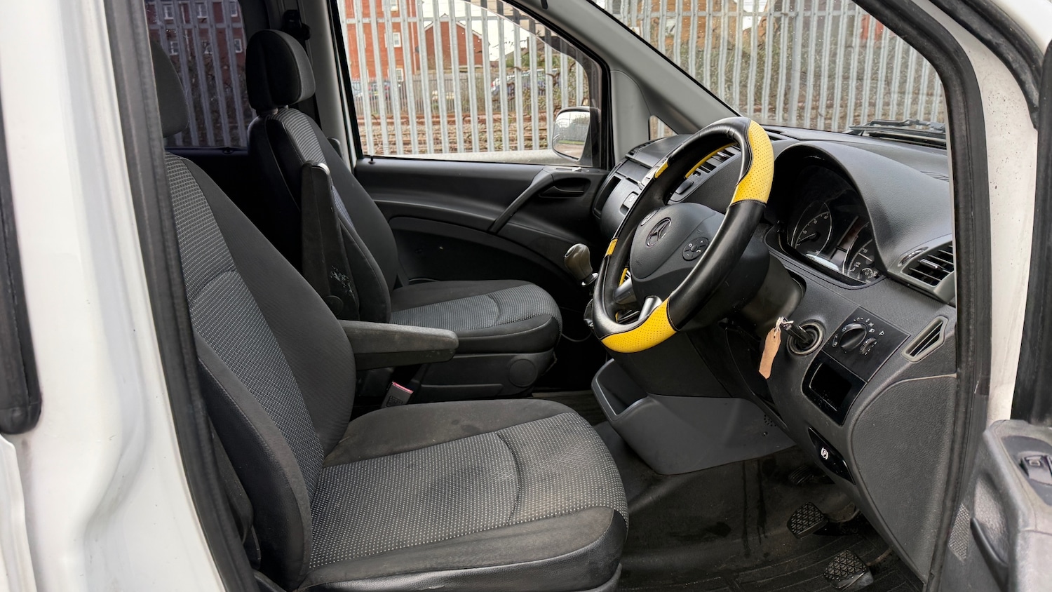 Used Mercedes-Benz Vito 2011 for sale - 77324749: Photo 9