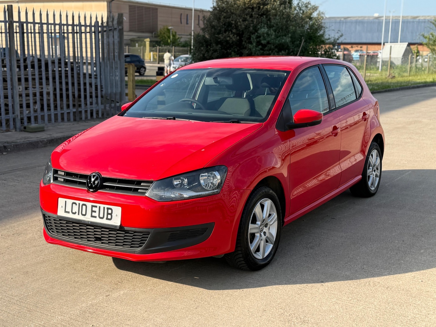 Used Volkswagen Polo 2010 for sale - 77055055: Photo 5