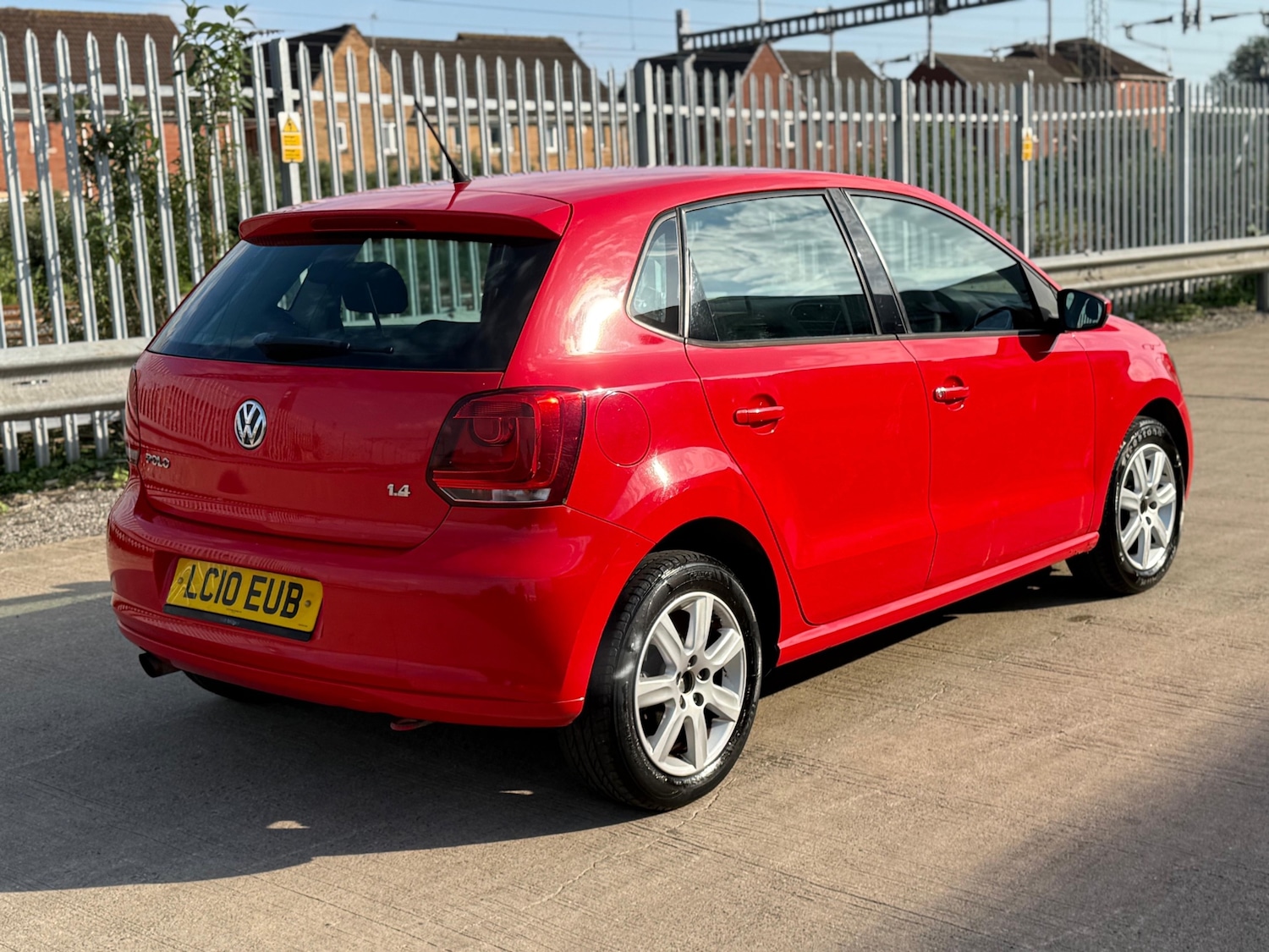 Used Volkswagen Polo 2010 for sale - 77055055: Photo 8