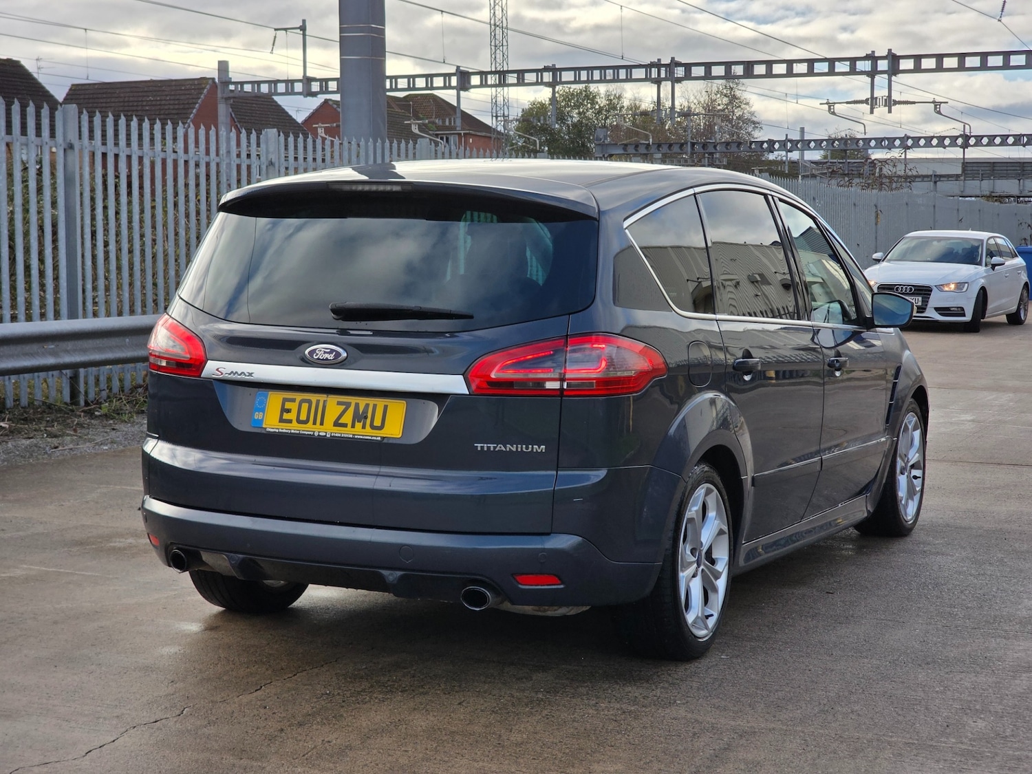 Used Ford S-Max 2011 for sale - 76682424: Photo 11