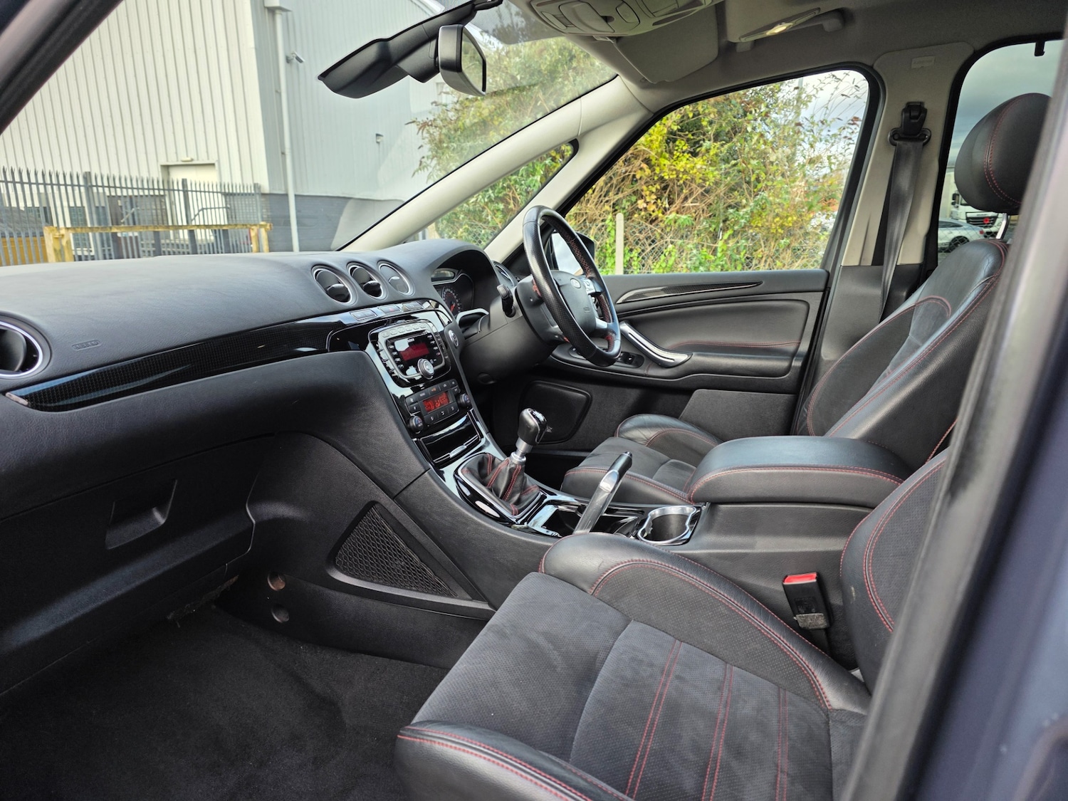 Used Ford S-Max 2011 for sale - 76682424: Photo 13