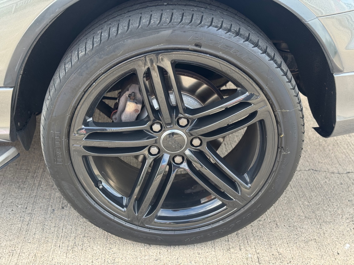 Used Audi Q7 2012 for sale - 76302585: Photo 12