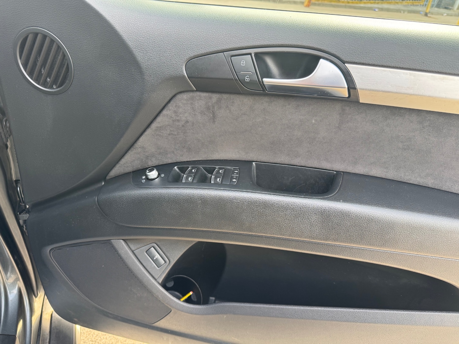 Used Audi Q7 2012 for sale - 76302585: Photo 32