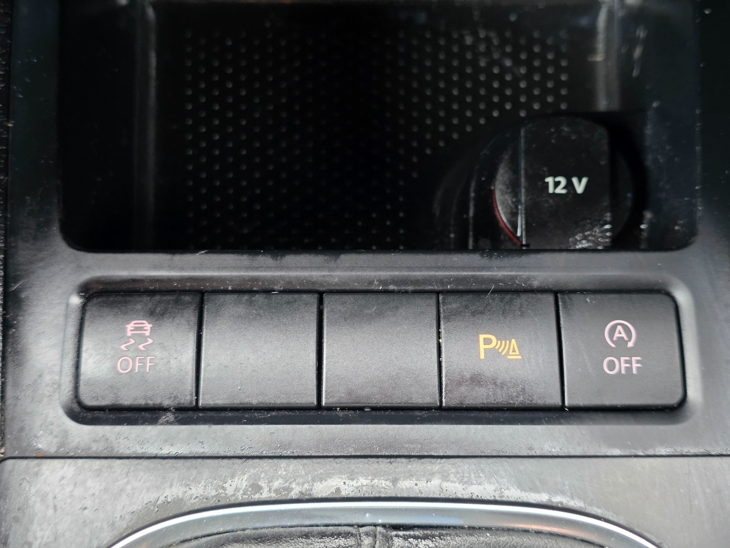 Used Volkswagen Scirocco 2015 for sale - 76482819: Photo 24