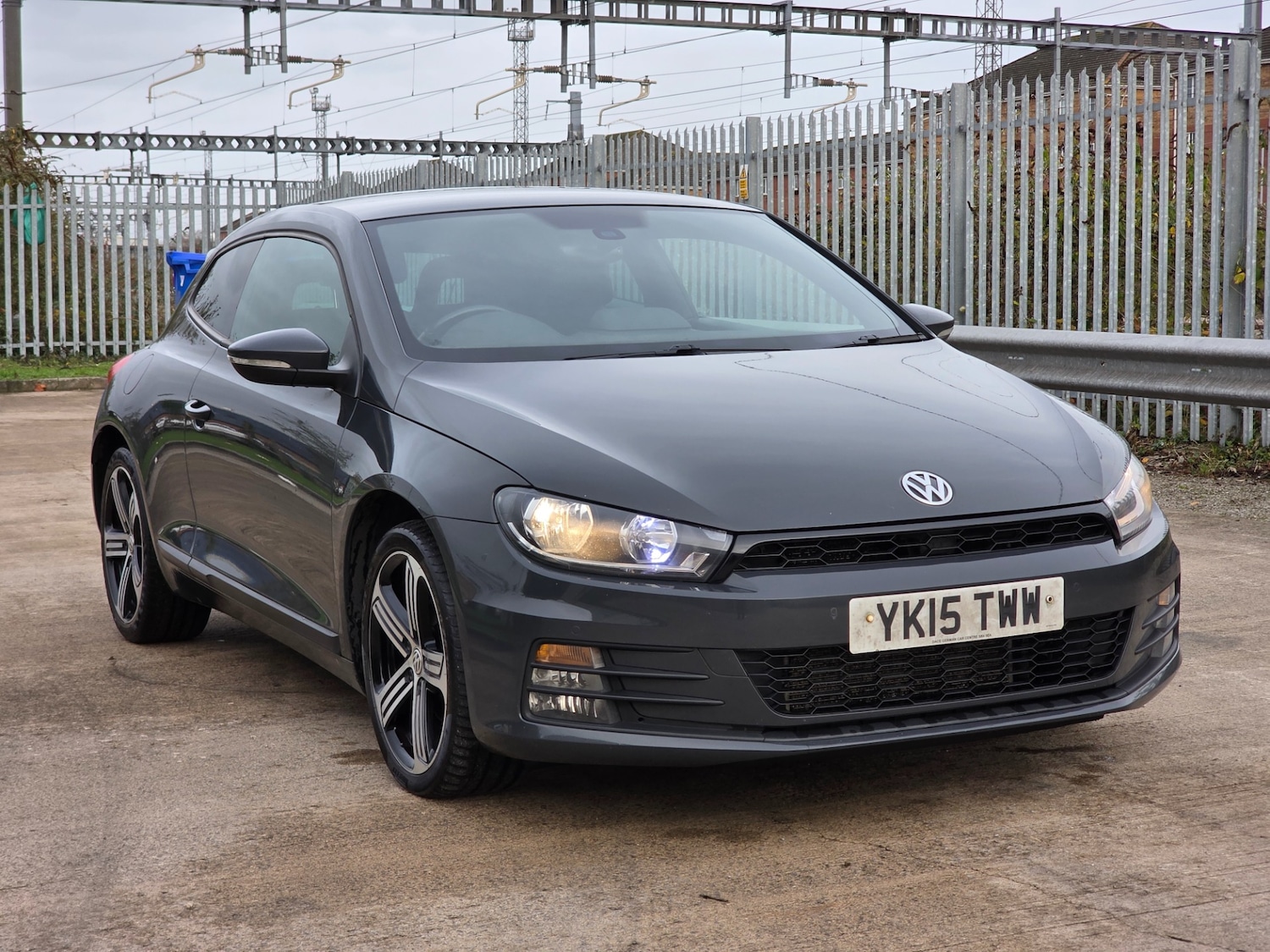 Used Volkswagen Scirocco 2015 for sale - 76482819: Photo 3