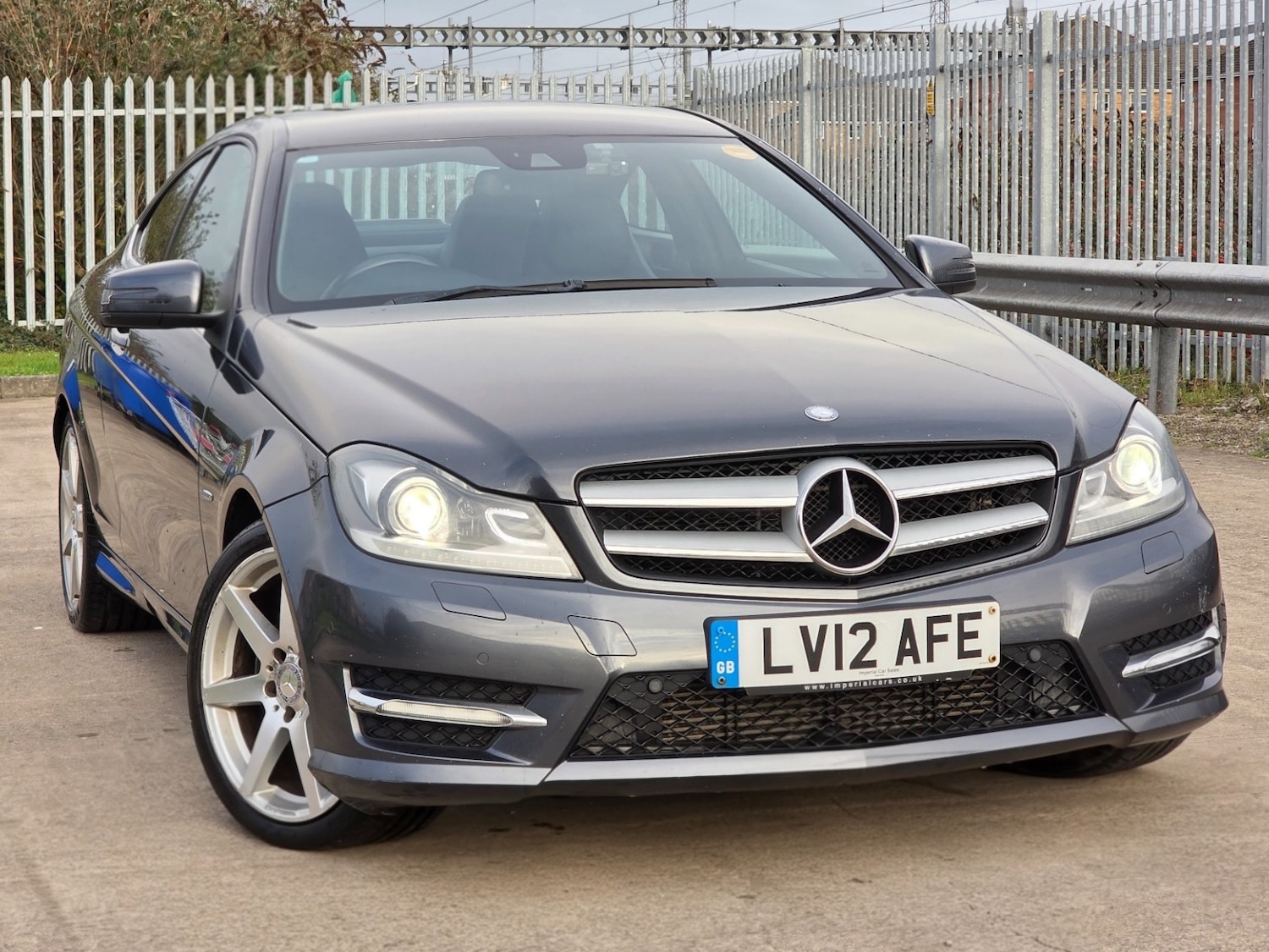 Used Mercedes-Benz C Class 2012 for sale - 76713460: Photo 1
