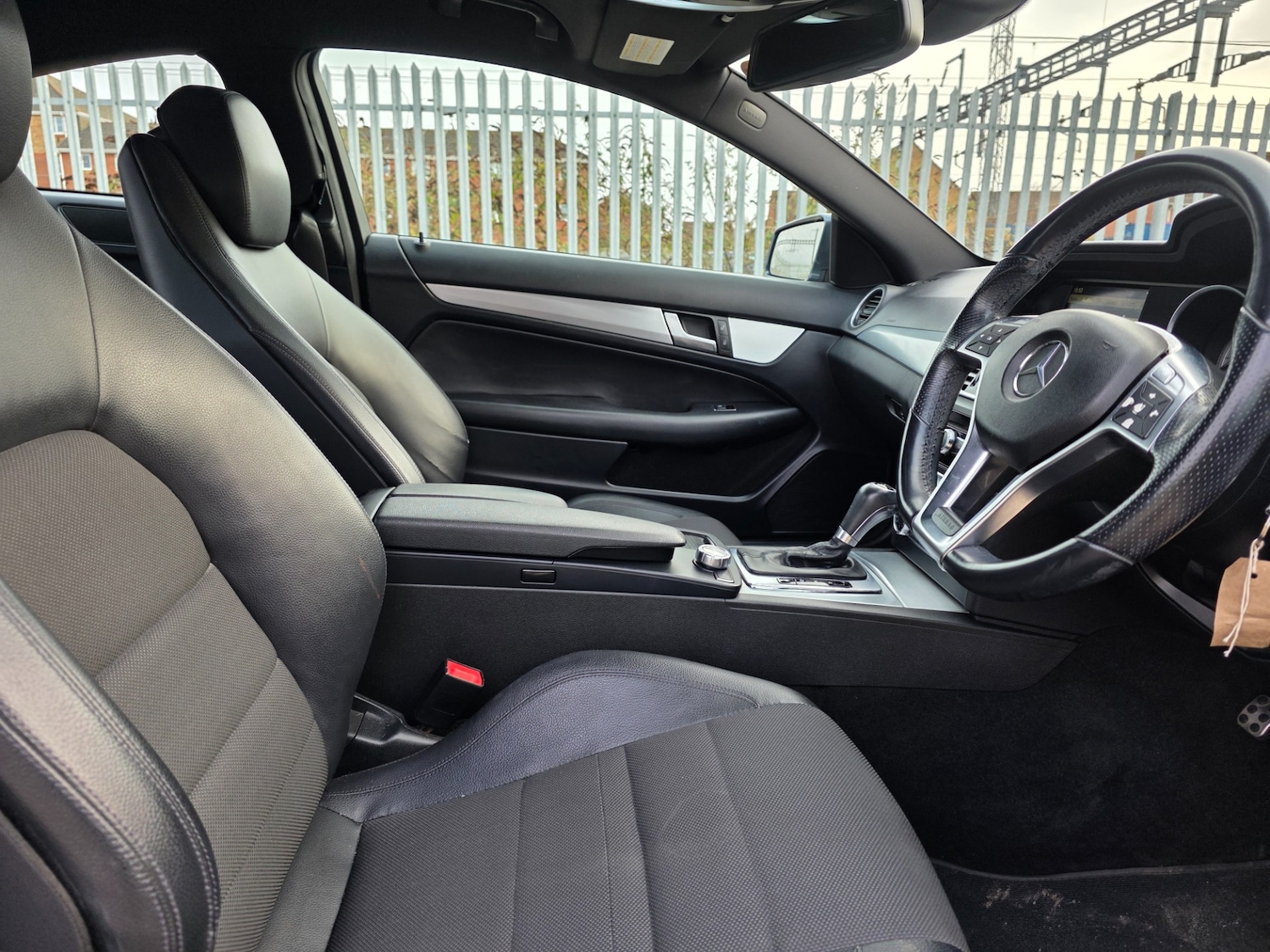 Used Mercedes-Benz C Class 2012 for sale - 76713460: Photo 12