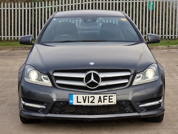 Used Mercedes-Benz C Class 2012 for sale - 76713460: Photo