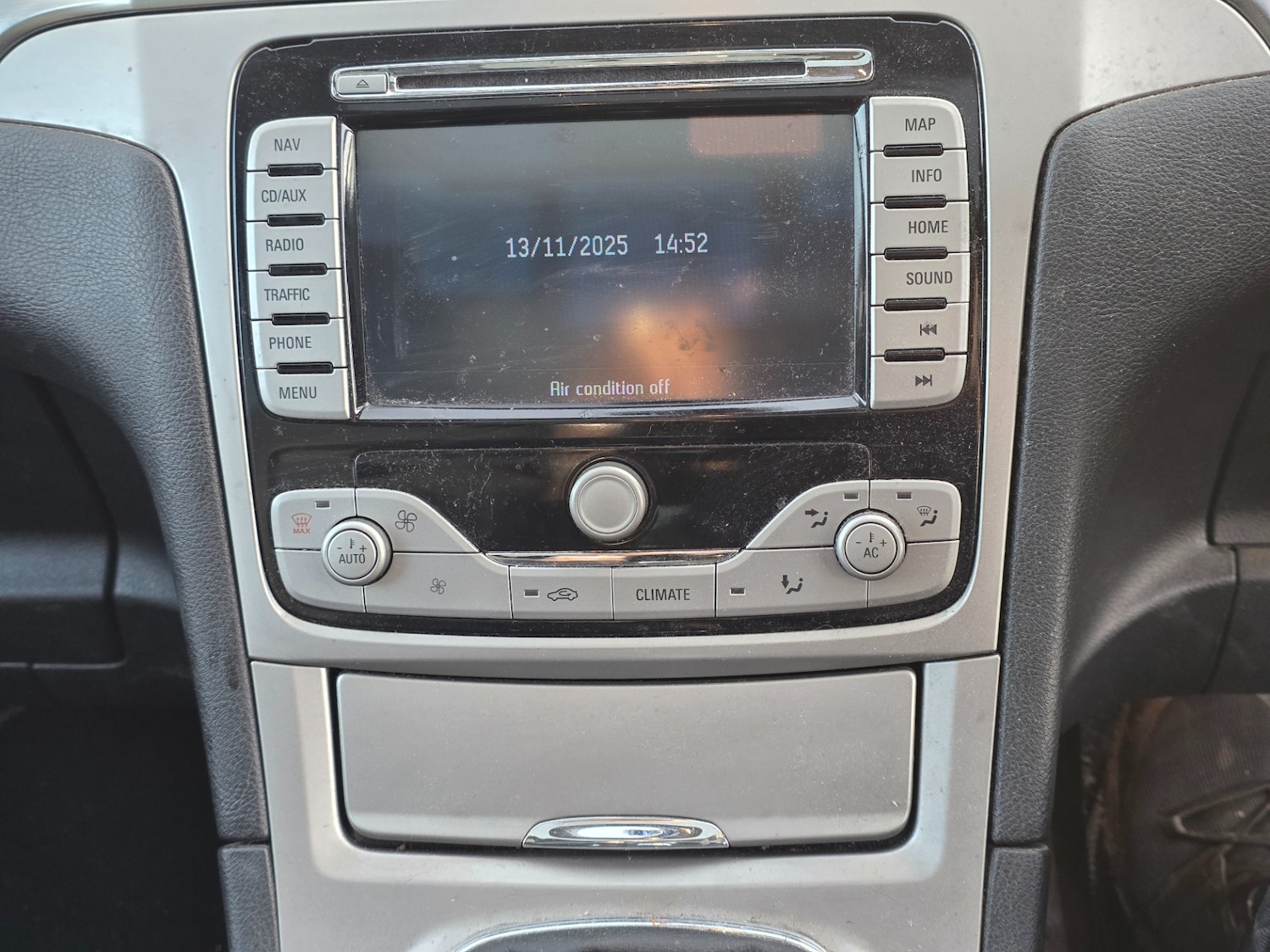 Used Ford S-Max 2009 for sale - 76571980: Photo 13