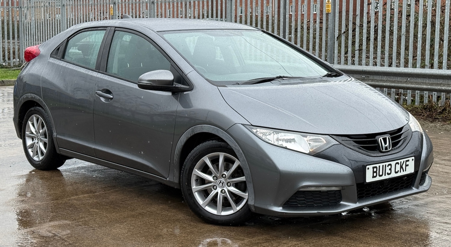 Used Honda Civic 2013 for sale - 77462176: Photo 2