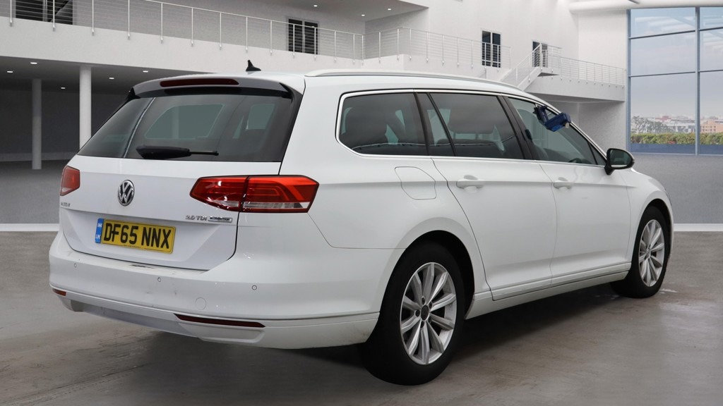 Used Volkswagen Passat 2015 for sale - 76379472: Photo 4