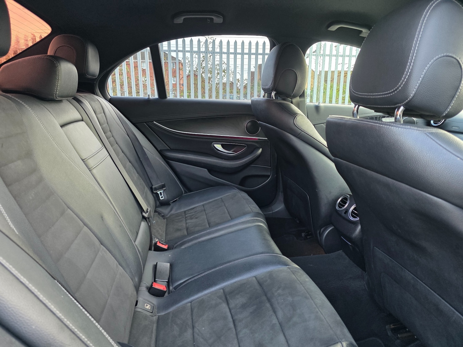 Used Mercedes-Benz E Class 2016 for sale - 76682430: Photo 19