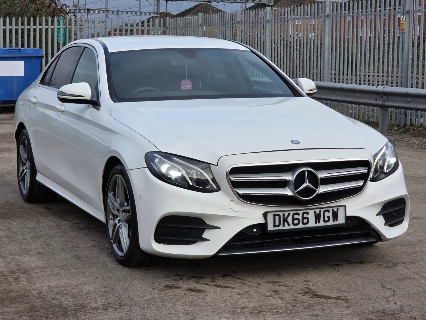 Used Mercedes-Benz E Class 2016 for sale - 76682430: Photo 3