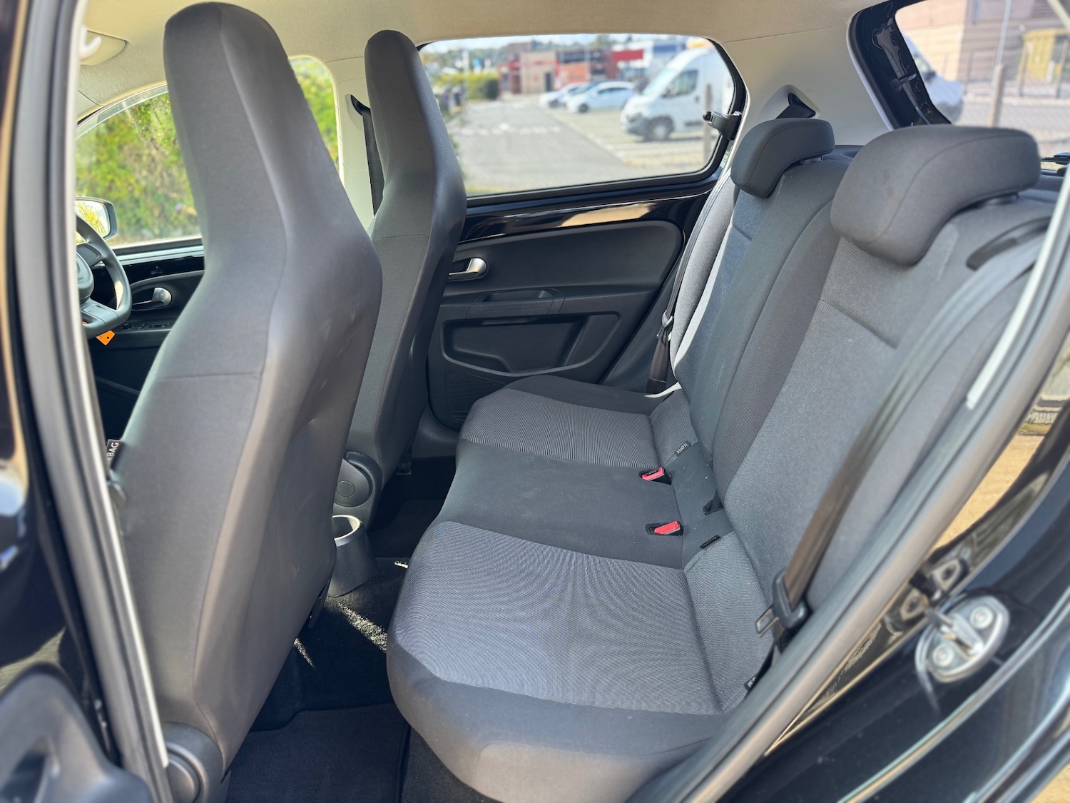 Used Volkswagen up! 2025 for sale - 76987002: Photo 17