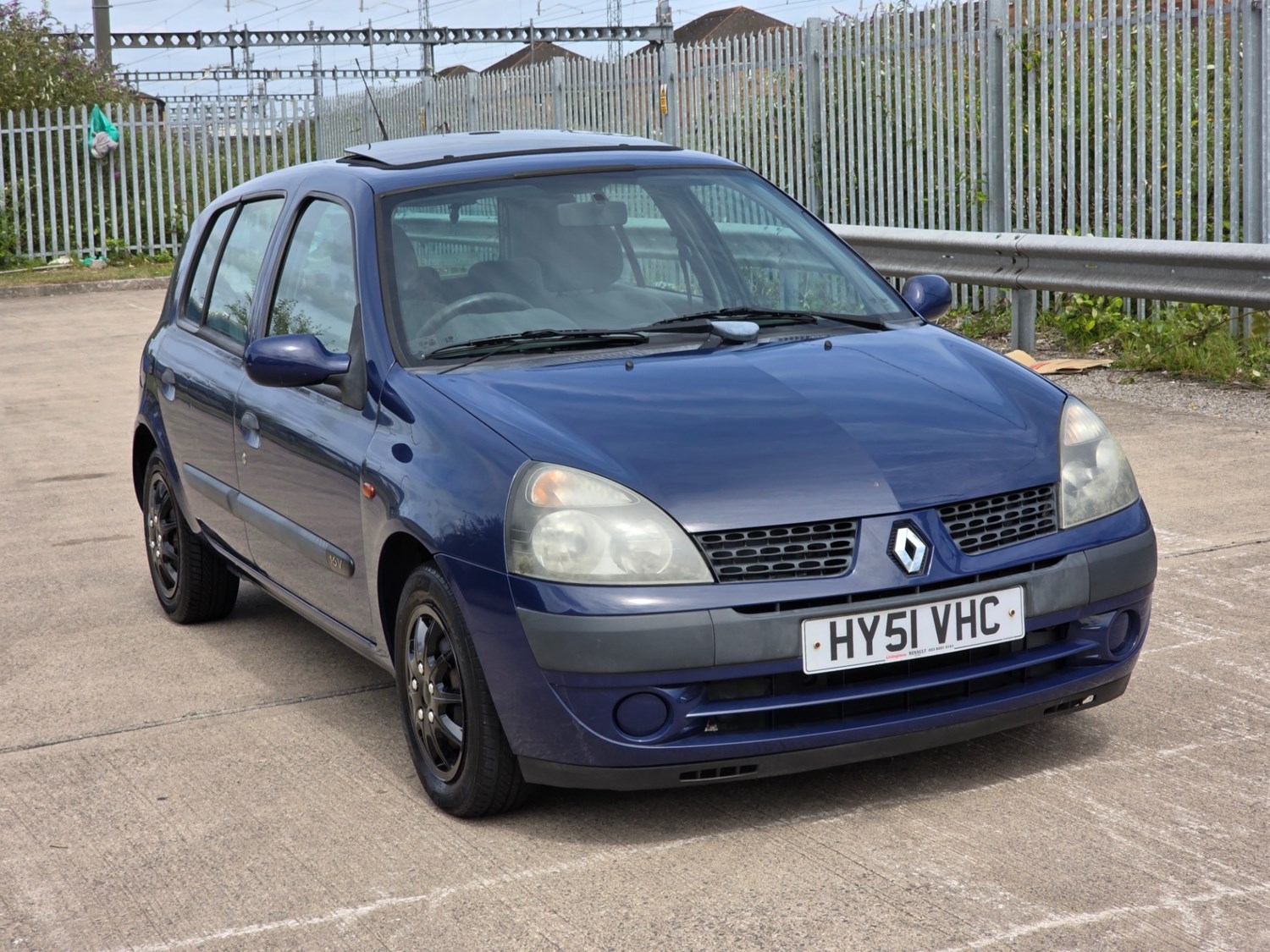 Renault Clio 2001 (51) - 1.2 16V Expression 5dr - Image 2