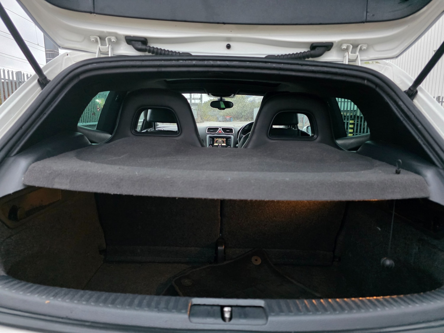 Used Volkswagen Scirocco 2013 for sale - 76544484: Photo 19