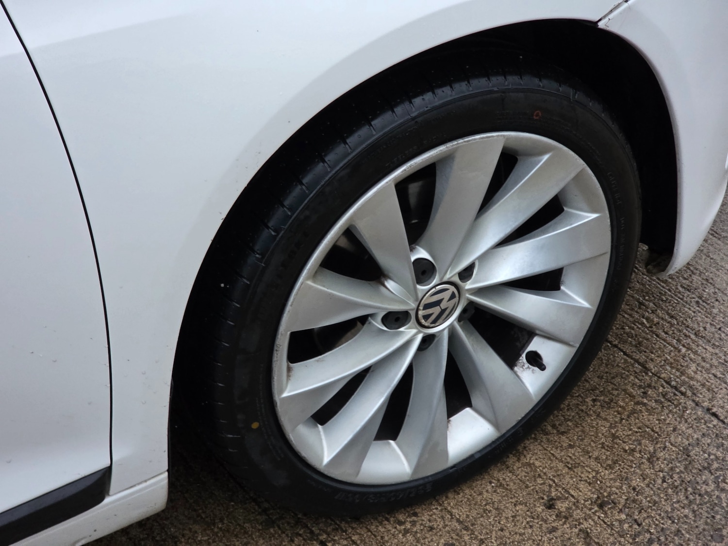 Used Volkswagen Scirocco 2013 for sale - 76544484: Photo 24