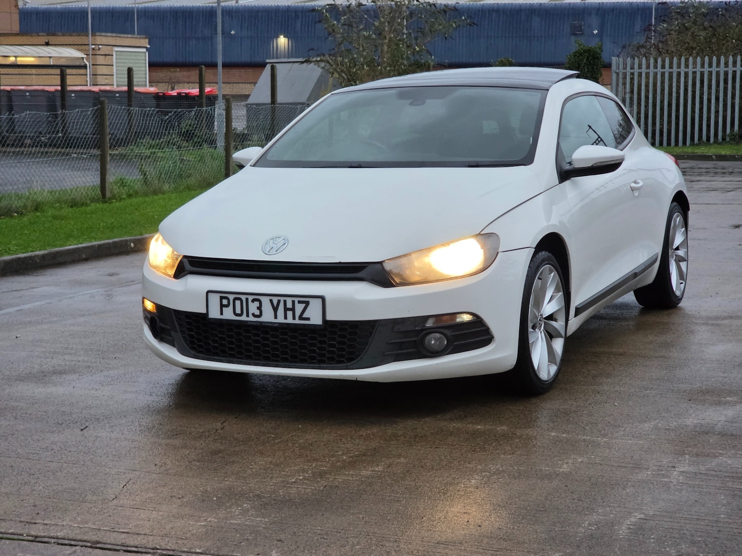 Used Volkswagen Scirocco 2013 for sale - 76544484: Photo 6