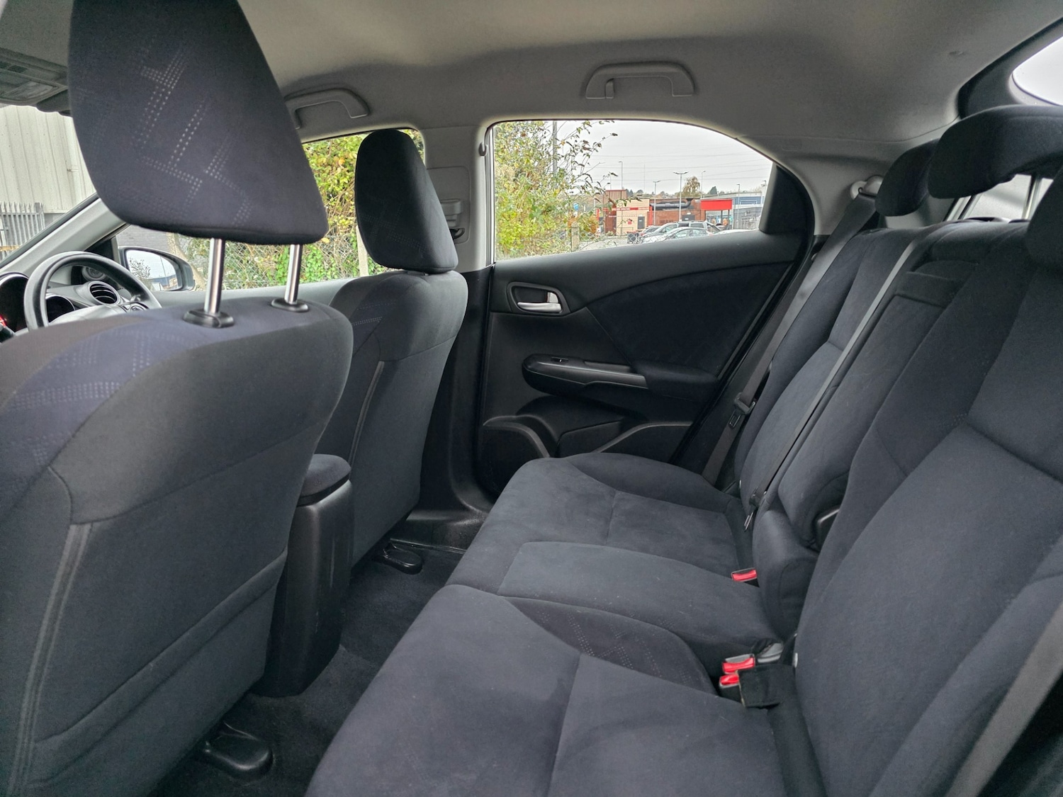 Used Honda Civic 2014 for sale - 76480546: Photo 18