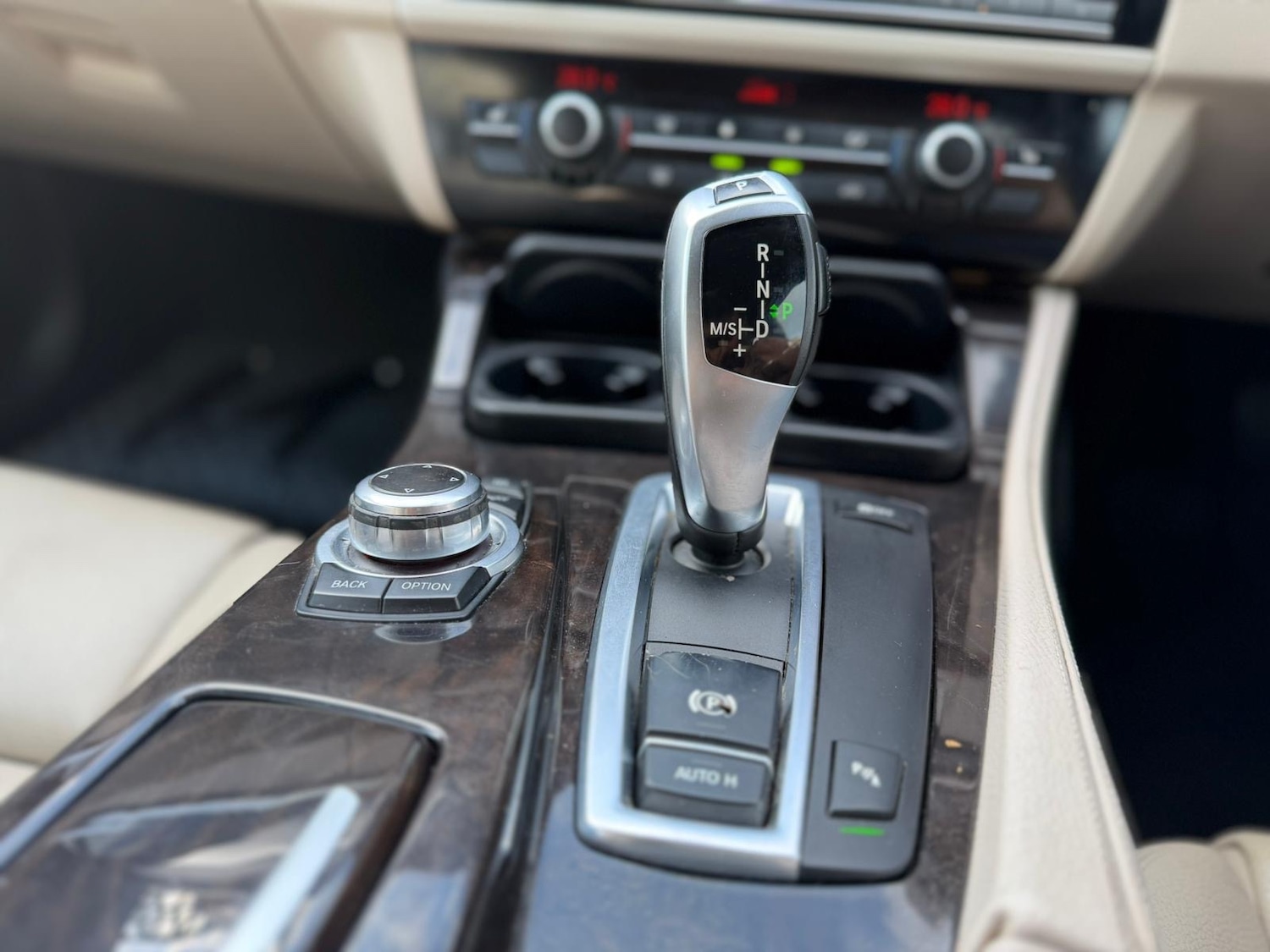 Used BMW 5 Series 2011 for sale - 77303319: Photo 15