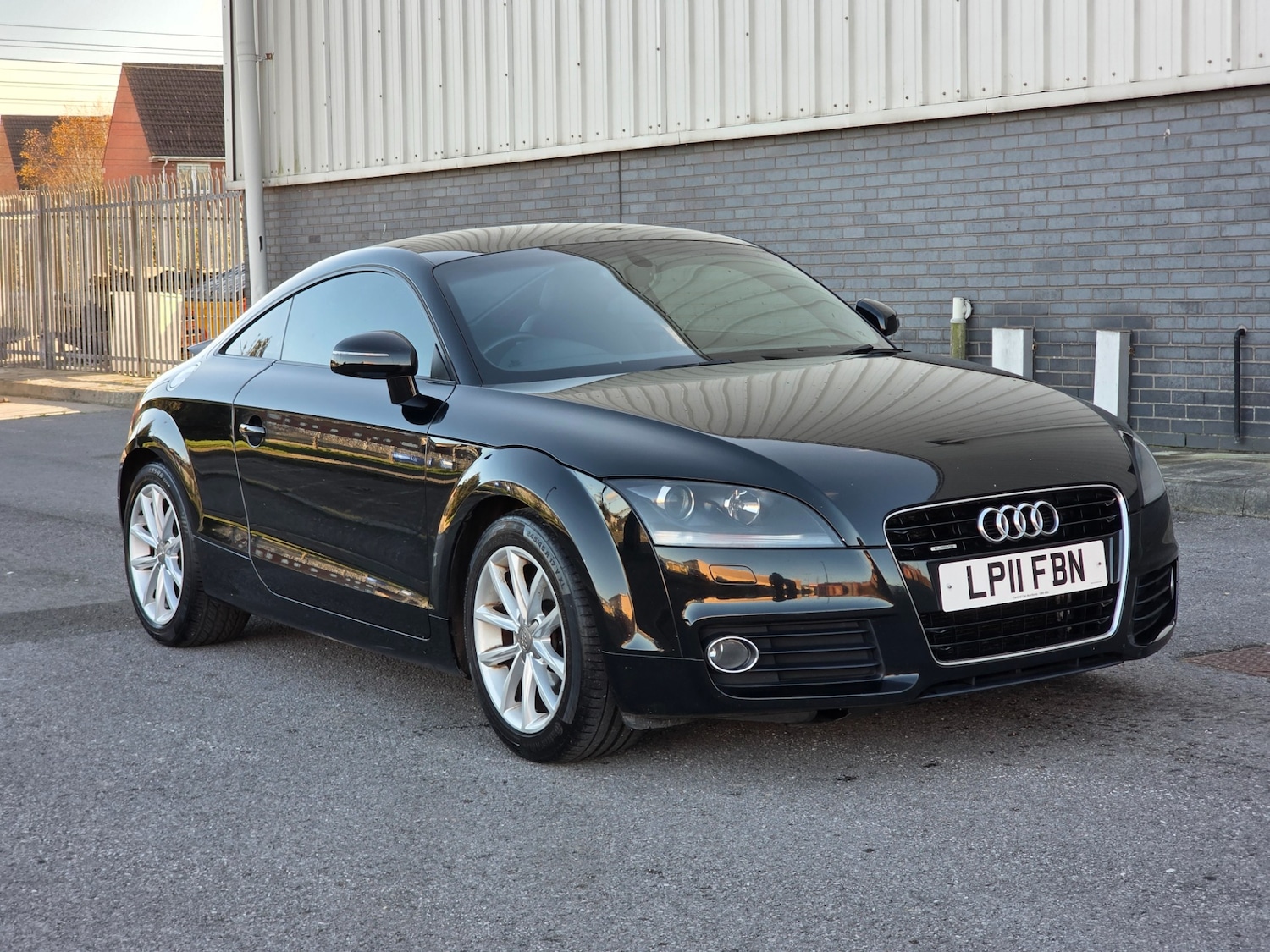 Used Audi TT 2011 for sale - 76641200: Photo 2