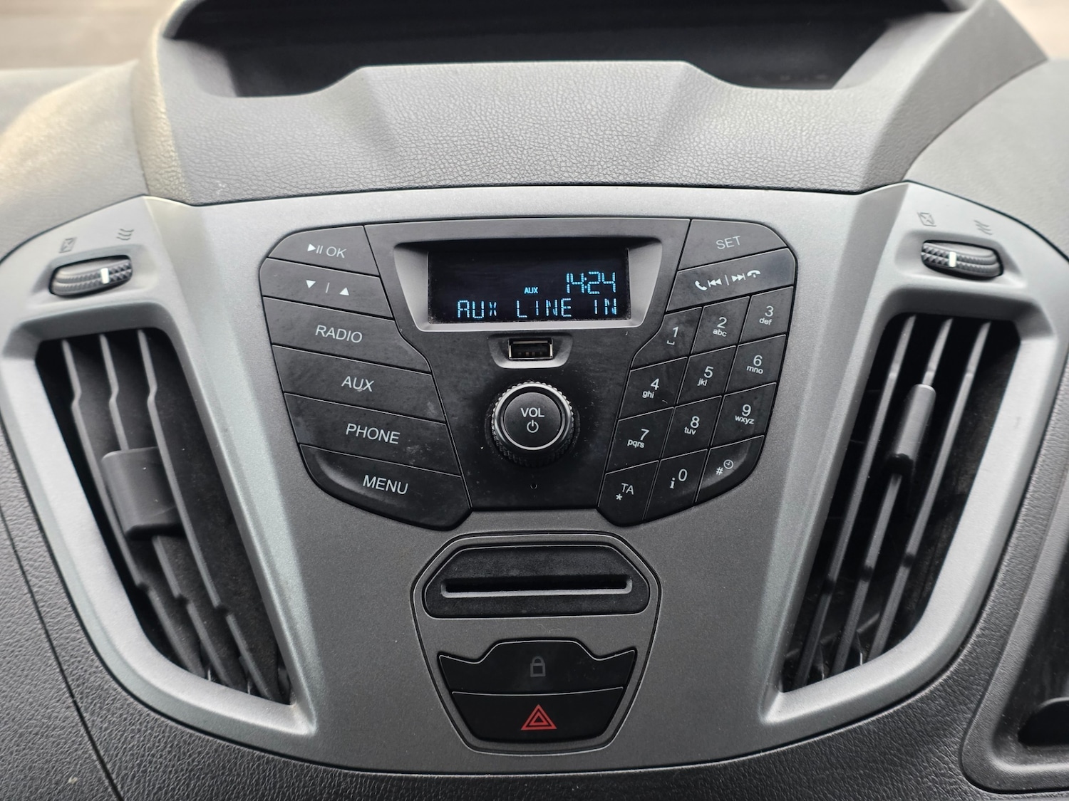 Used Ford Transit Custom 2015 for sale - 77118788: Photo 19