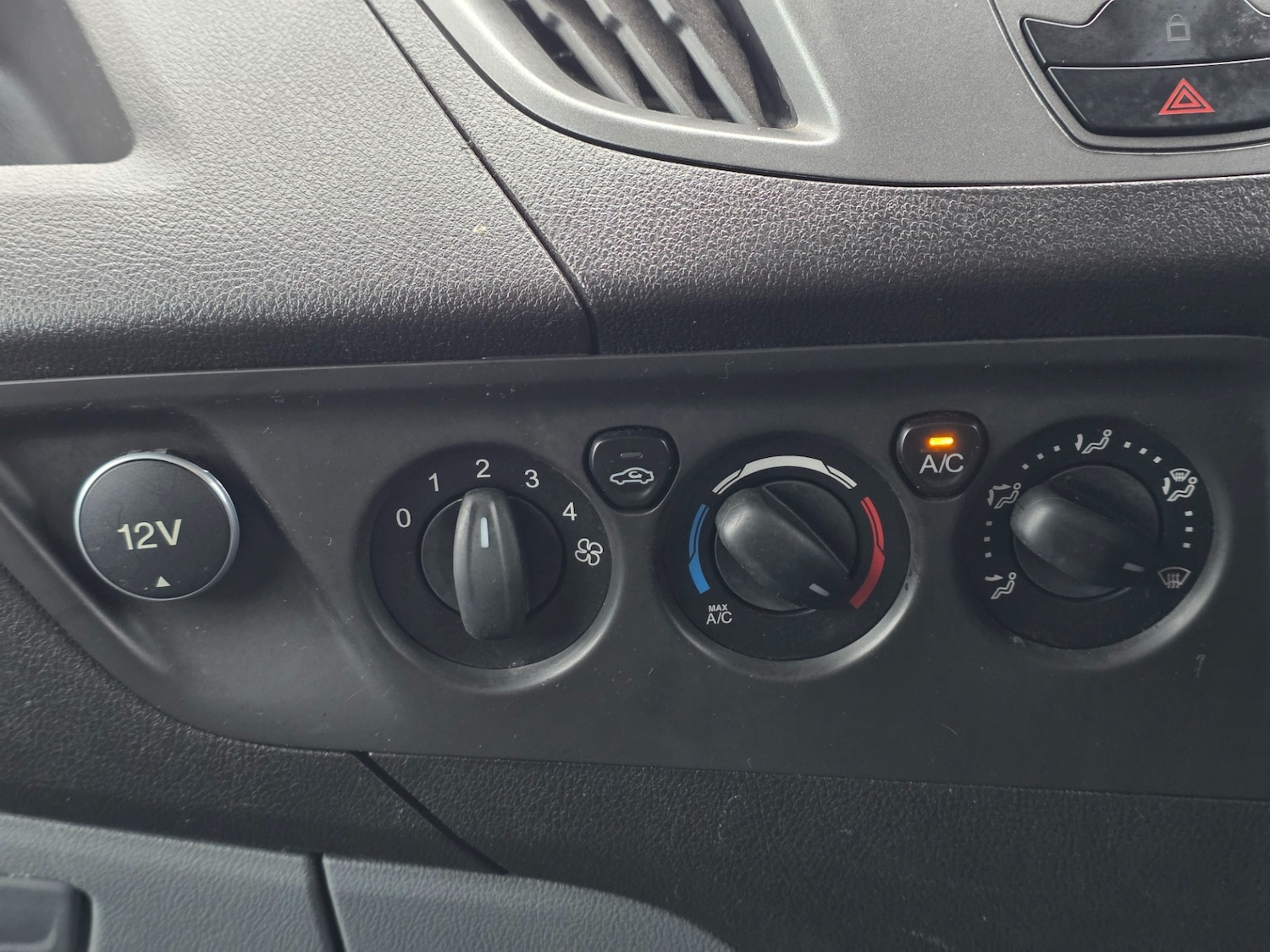 Used Ford Transit Custom 2015 for sale - 77118788: Photo 20