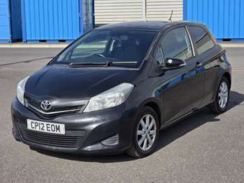 Used Toyota Yaris 2012 for sale - 74805445: Photo