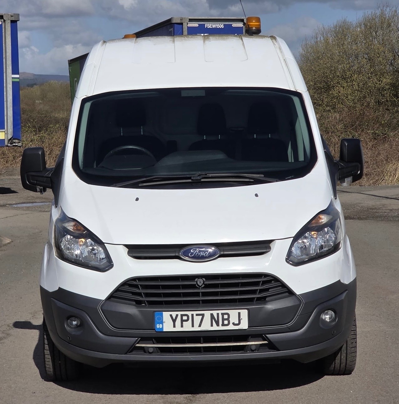 Used Ford Transit Custom 2017 for sale - 77891698: Photo 2