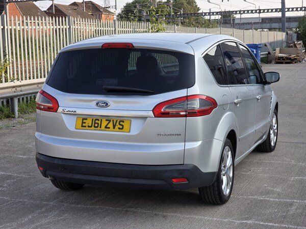 Used Ford S-Max 2011 for sale - 75029476: Photo 8