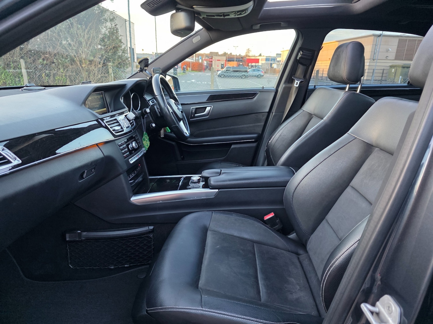 Used Mercedes-Benz E Class 2014 for sale - 77057131: Photo 13