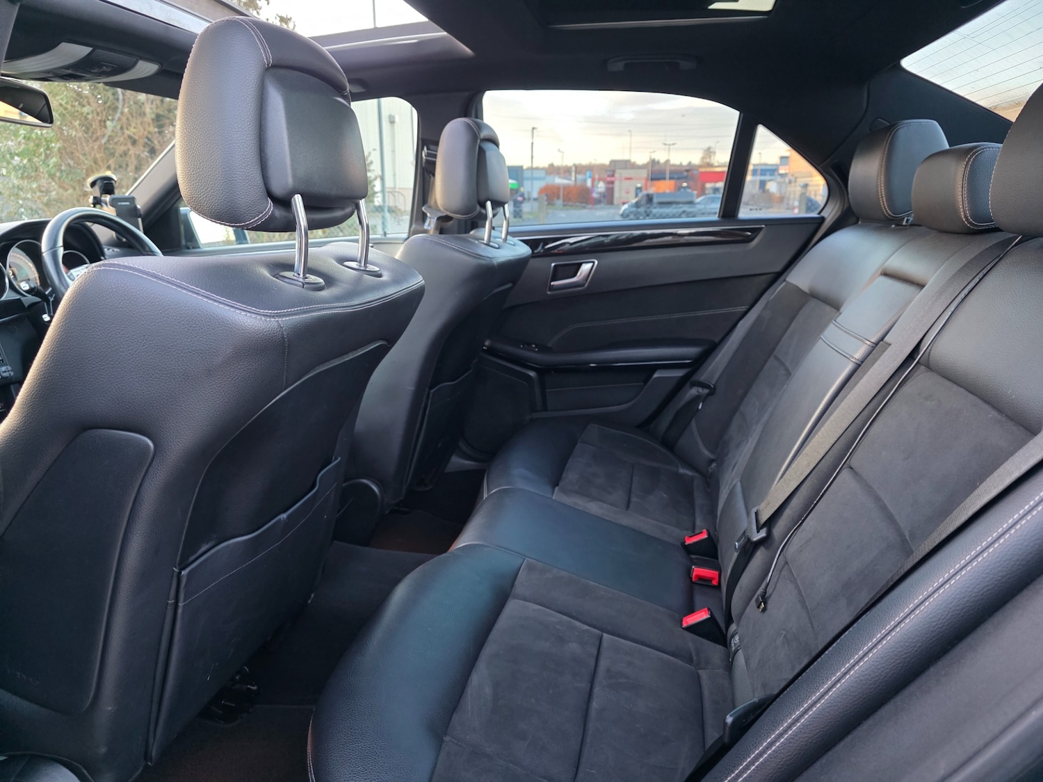 Used Mercedes-Benz E Class 2014 for sale - 77057131: Photo 15