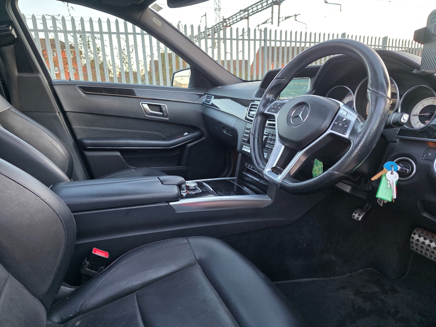 Used Mercedes-Benz E Class 2014 for sale - 77057131: Photo 16