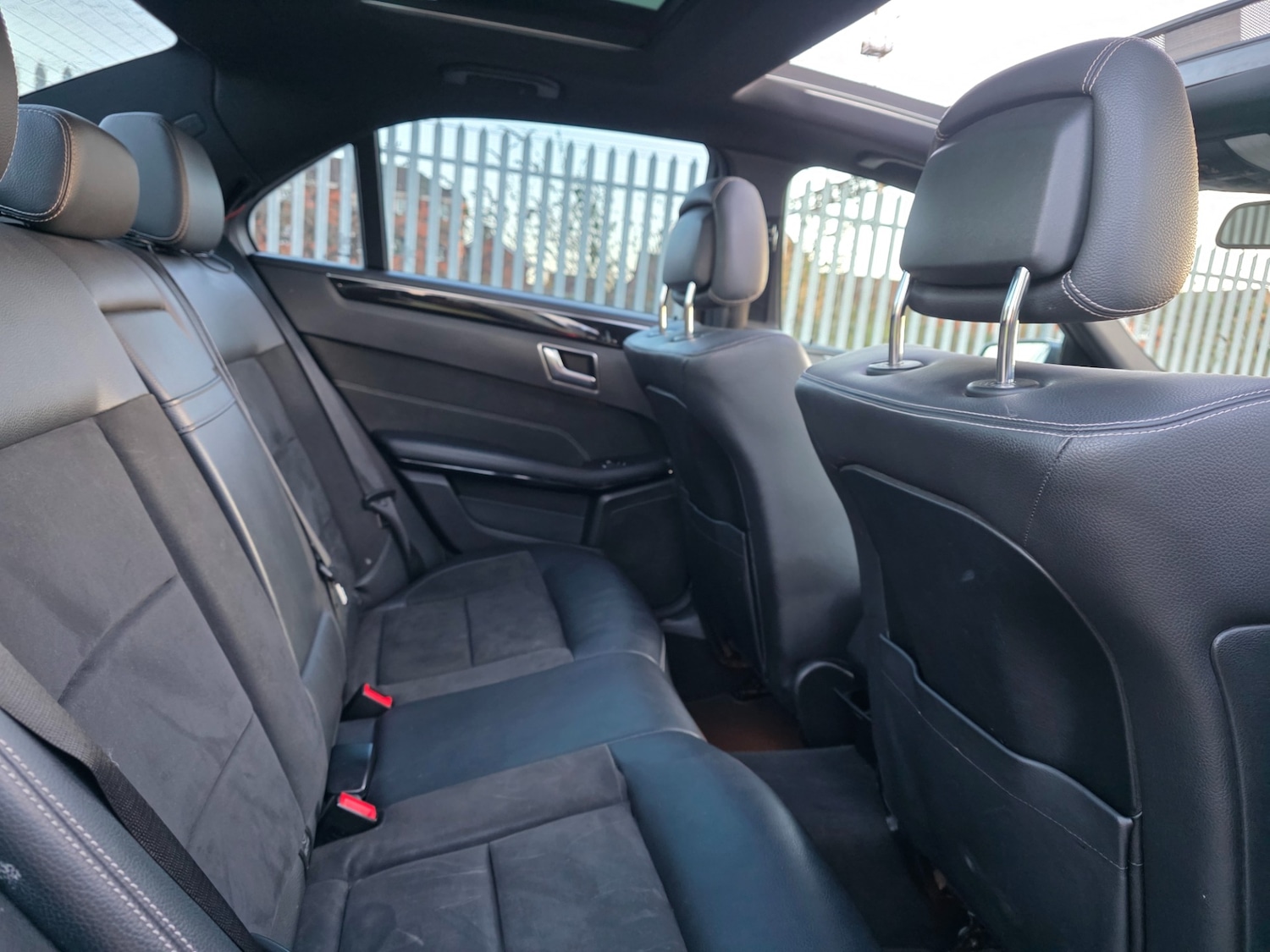 Used Mercedes-Benz E Class 2014 for sale - 77057131: Photo 19