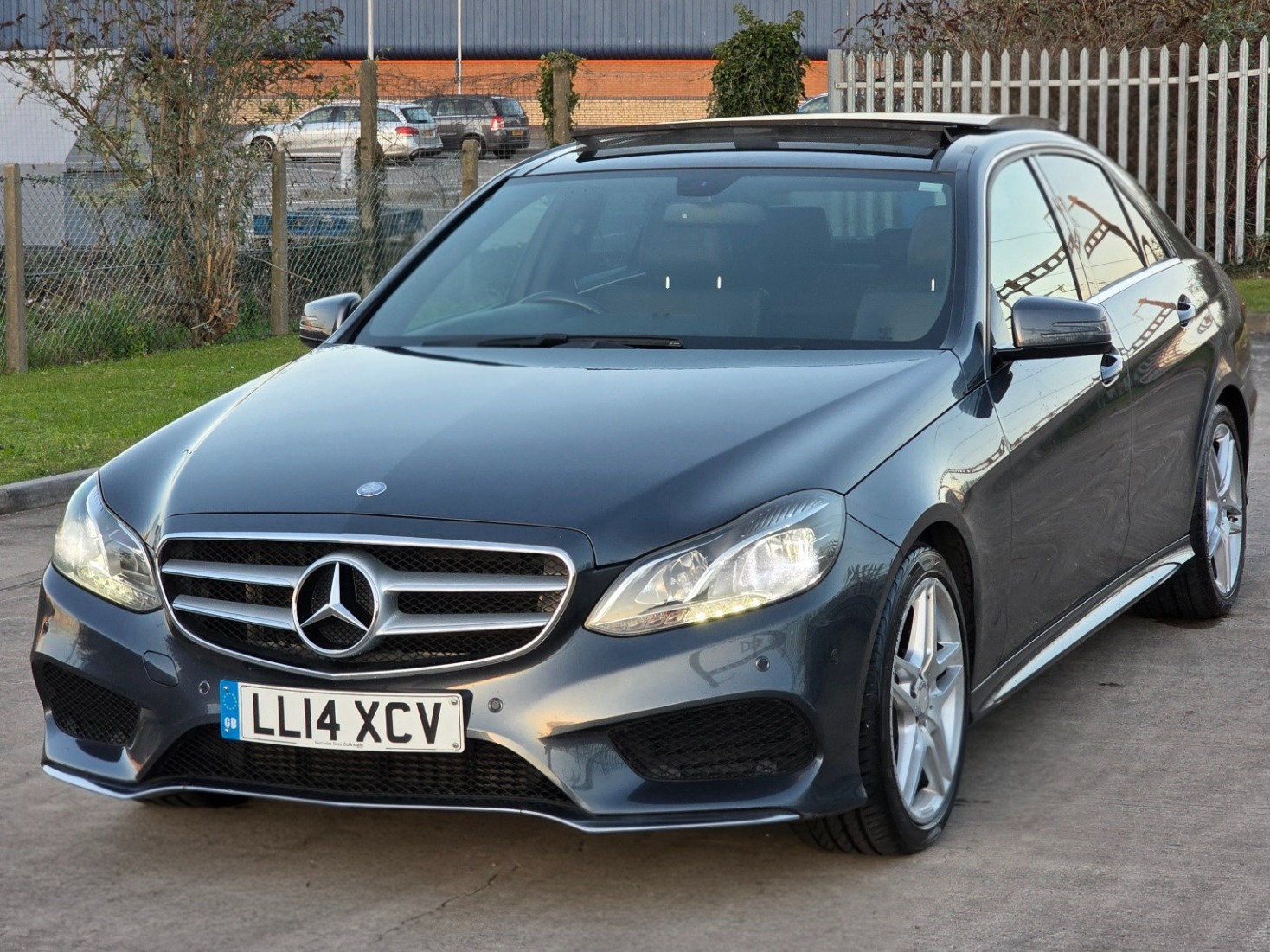 Used Mercedes-Benz E Class 2014 for sale - 77057131: Photo 6