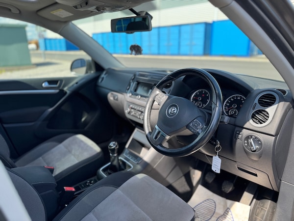 Used Volkswagen Tiguan 2014 for sale - 75206200: Photo 9