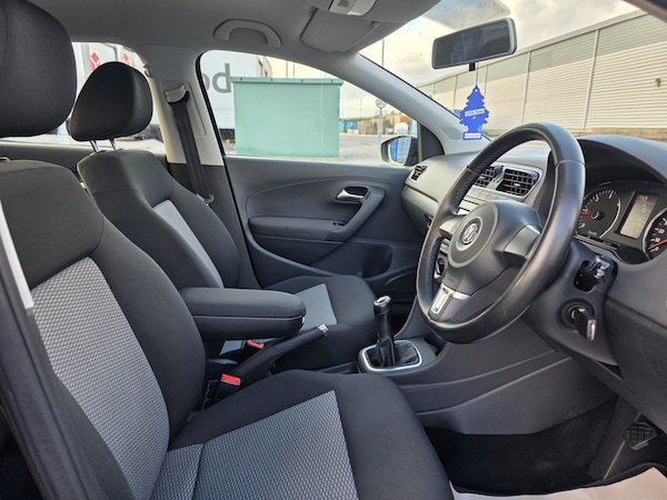 Used Volkswagen Polo 2011 for sale - 76172801: Photo 12