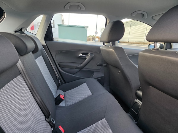 Used Volkswagen Polo 2011 for sale - 76172801: Photo 14