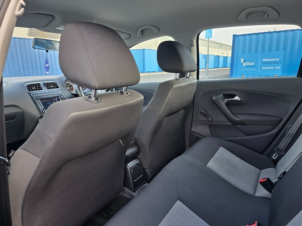 Used Volkswagen Polo 2011 for sale - 76172801: Photo 17