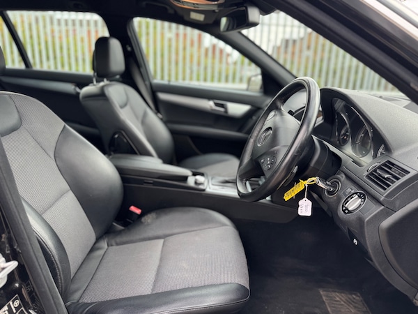 Used Mercedes-Benz C Class 2009 for sale - 73543151: Photo 11