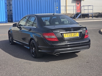 Used Mercedes-Benz C-Class 2009 for sale - 75975001: Photo