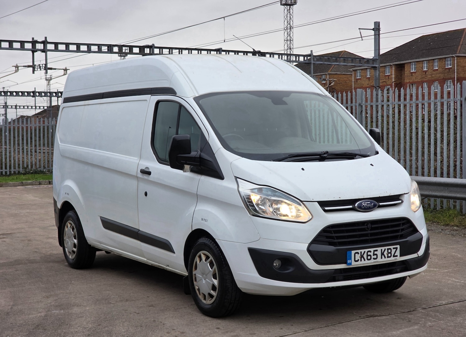 Used Ford Transit Custom 2015 for sale - 76713464: Photo 2