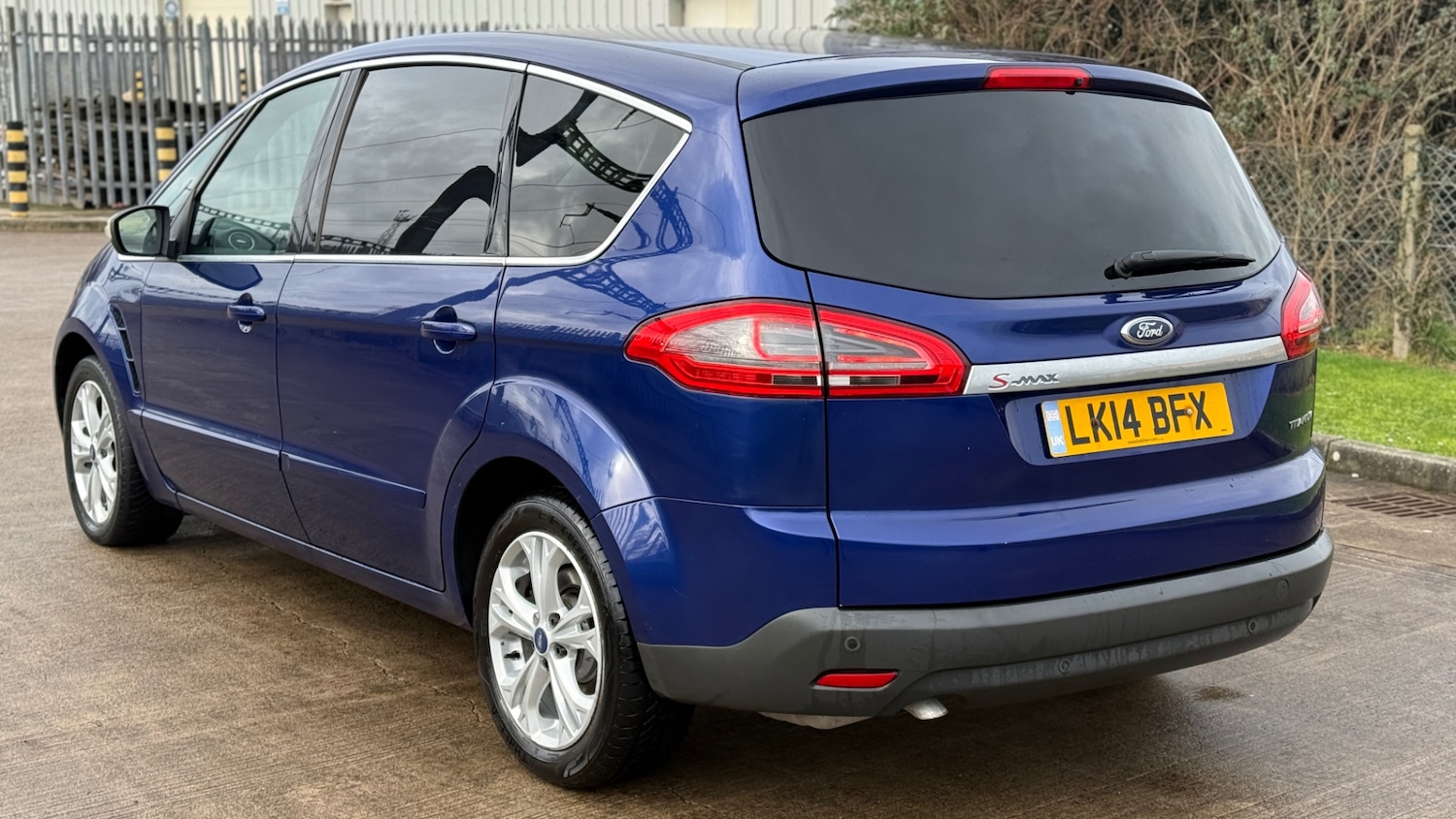 Used Ford S-Max 2014 for sale - 77490431: Photo 8