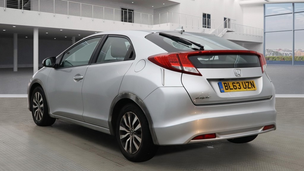 Used Honda Civic 2014 for sale - 76379466: Photo 3