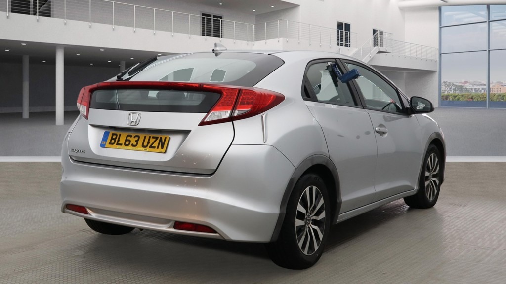 Used Honda Civic 2014 for sale - 76379466: Photo 4