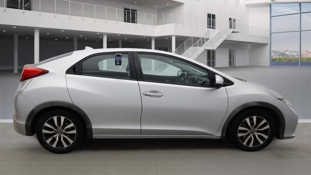 Used Honda Civic 2014 for sale - 76379466: Photo 5