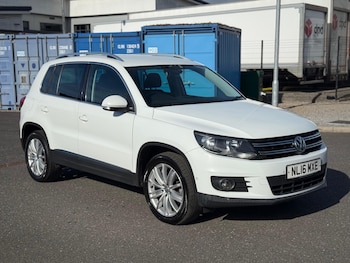 Used Volkswagen Tiguan 2016 for sale - 76177216: Photo 2